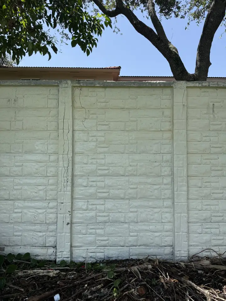 After rust stain removal from a wall in Davie, FL